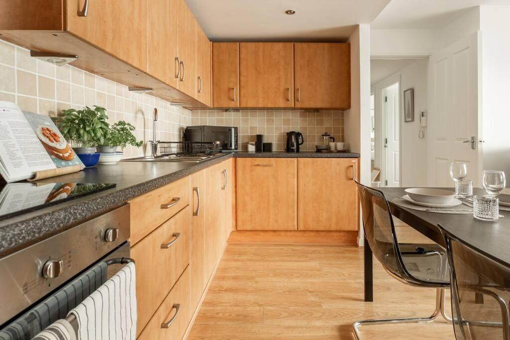 Lux Waterfront 2 Bed Apt, V&A 10Min Walk, St Andrew'S Golf 25Min Drive Dundee Dış mekan fotoğraf